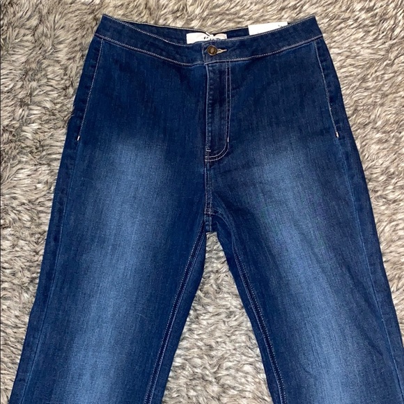 Women’s KanCan bell bottom jeans NWT - Picture 2 of 5